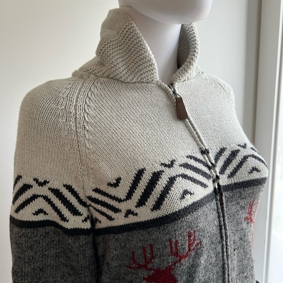 WIND RIVER | Cozy and Warm Deer Pattern Vintage Zip Up Sweater - Picture 3 of 7